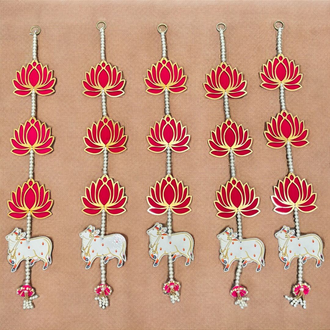 Pichwai Cow Pearl Beads Wall Hanging – Urli Utsav Decor