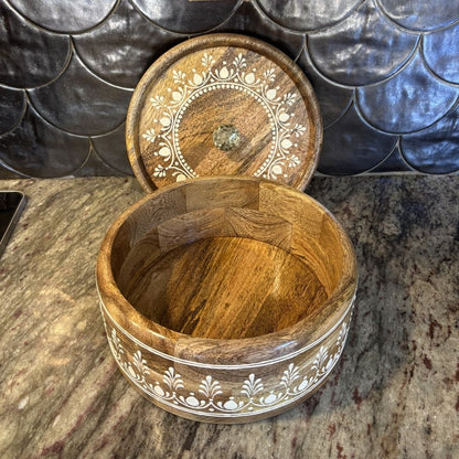 Handcrafted mango wood roti box with lid open showing floral inlay – 9-inch chapati keeper