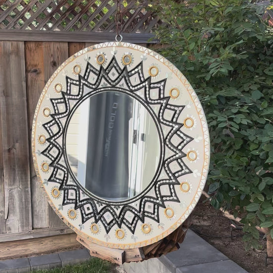 Video of 24-Inches Lippan Mirror Wall Art - Black & White