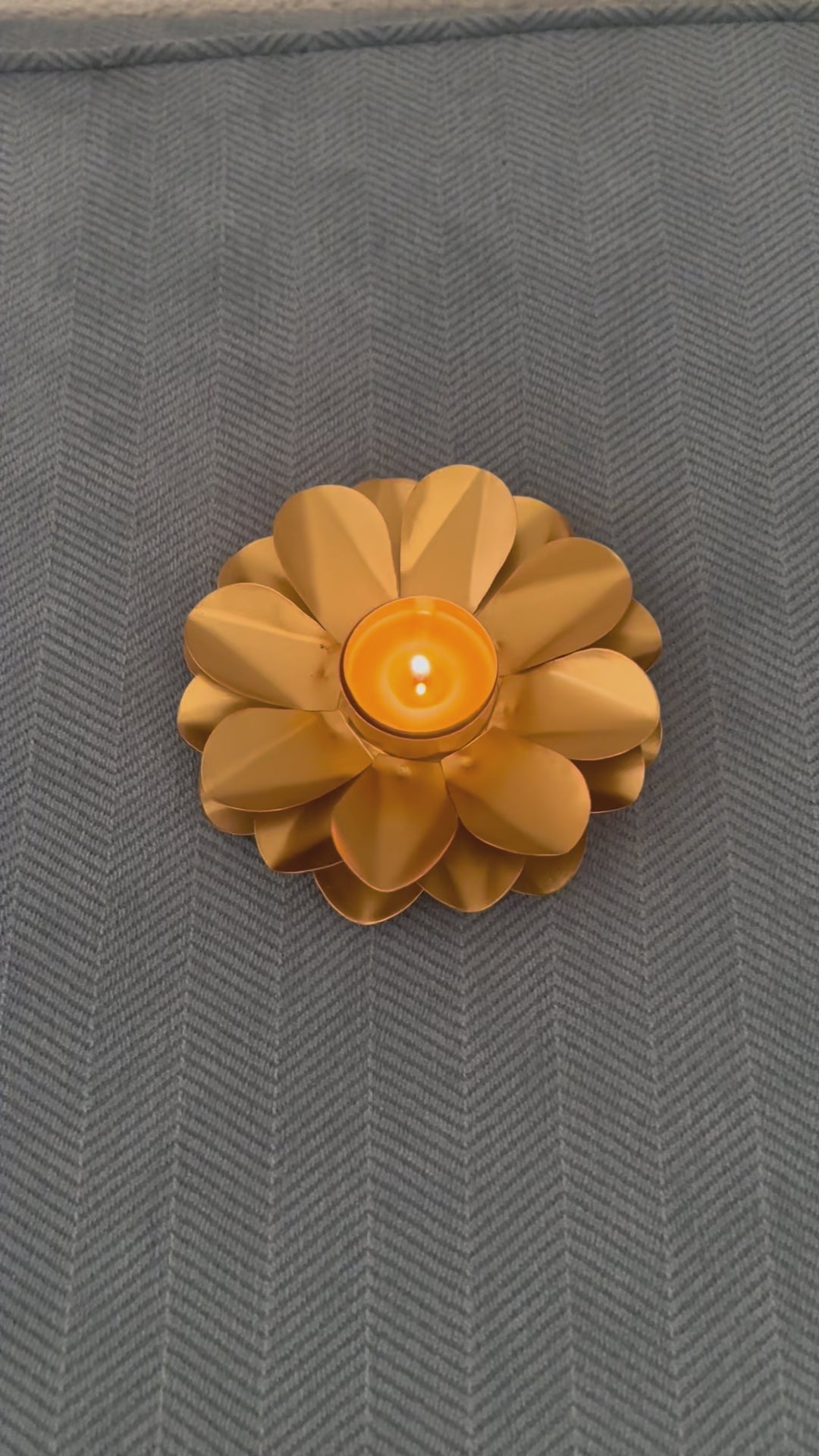 Video of Lotus Utsav T-light Holder Set – 6 Gold Metal Diwali Diyas