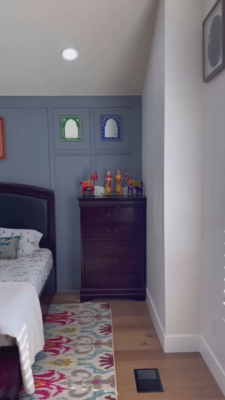 20x16 Inches Sakshi Khullar Jharokha Bedroom Video