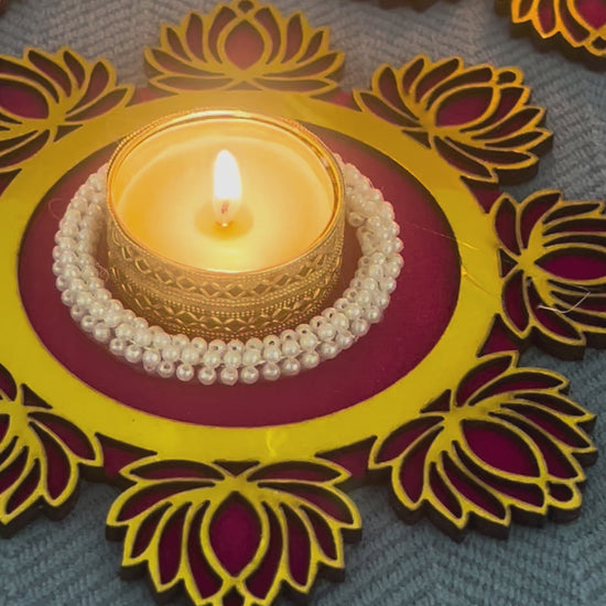 Video of Lotus T-Light Holder Set