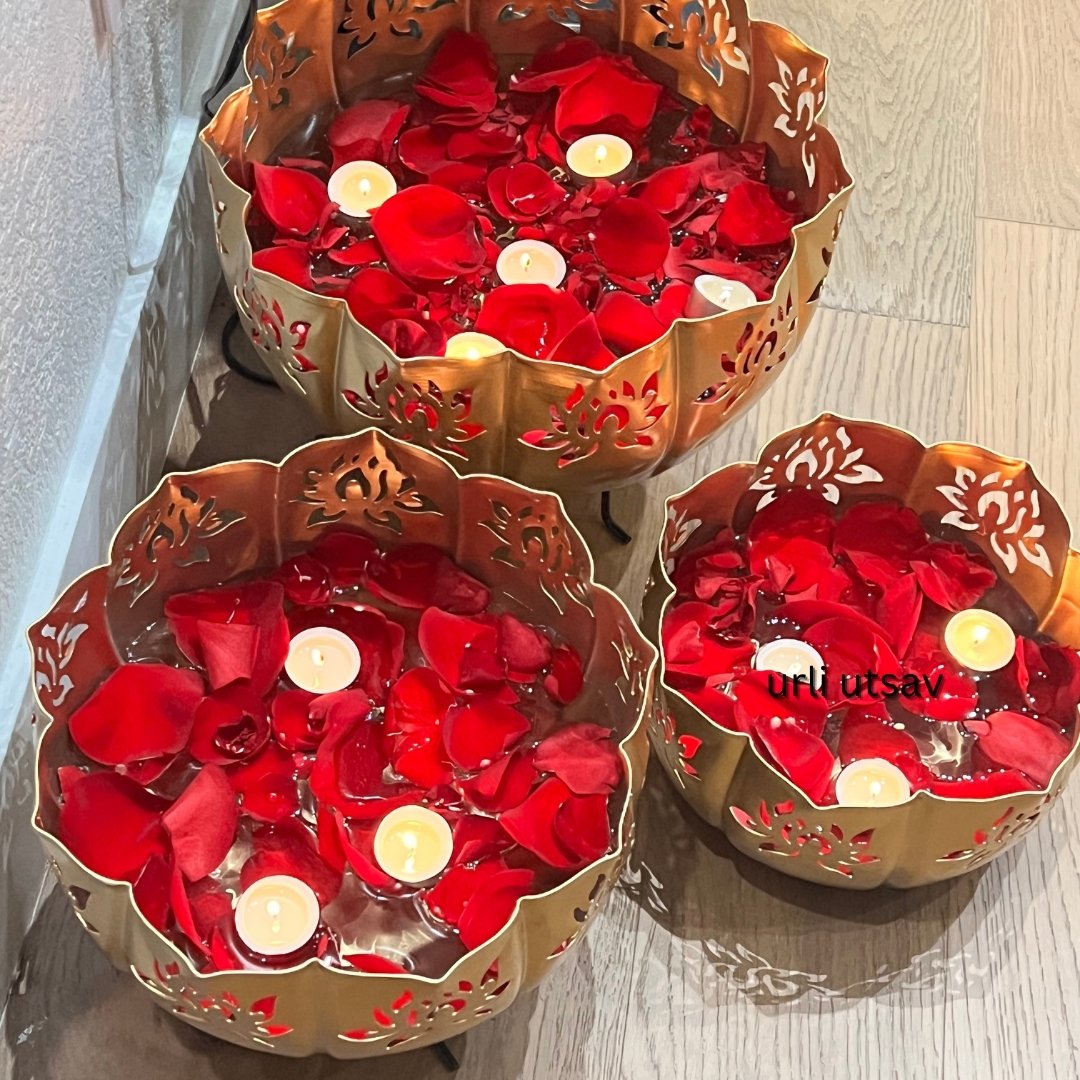 Diwali Decoration using kamal urli products by Urli Utsav